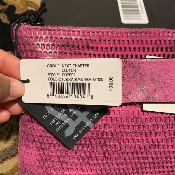 SHE + LO Fuschia/Black Perforation clutch - Picture 6 of 6